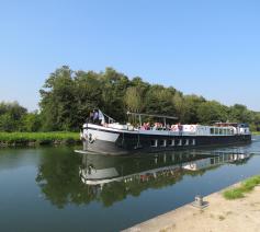 Vaar jij mee met de milieuboot? © De Milieuboot