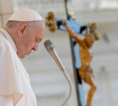 Paus Franciscus tijdens de algemene audiëntie van woensdag 11 mei 2022 © VaticanMedia