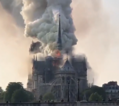 Hevige brand treft Notre-Dame kathedraal © Wikimedia Commons - S M Shohag Jafri