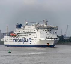De Global Mercey in de haven van Antwerpen © Jonathan Ramael