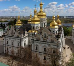 De Hemelvaartkerk van het Lavrovklooster in Kiev © Wikipedia