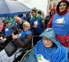 Bewoners van WZC Edouard Remy met de Leuvense Sant’Egidio-gemeenschap © Pastorale zone Leuven aan de Dijle