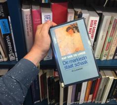 ‘De markiezin staat schaak’, een van de laatste boeken van Raf van de Linde. © PDL