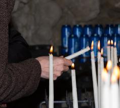 Opening meimaand © Basiliek O.L.V. van Lourdes in Oostakker, foto Daisy Decraene