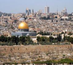 Jeruzalem vanuit de Hof van Olijven © Wikimedia