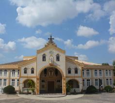 De Christus Koningkathedraal in Loikaw (voor het bombardement) © Bisdom Loikaw