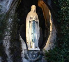 Onze-Lieve-Vrouw van Lourdes © Vatican Media