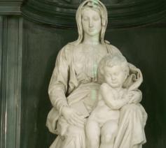 Maria met kind van Michelangelo, Onze-Lieve-Vrouwekerk Brugge. 