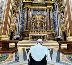 De Madonna Salus populi romani in de basiliek Santa Maria Maggiore  © Vatican Media