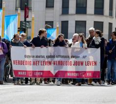 De Mars voor het Leven in Brussel op zondag 21 april trok enkele honderden deelnemers © CLARA Life via Facebook