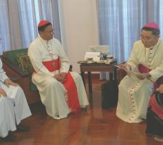 Kardinaal Bo is bemiddelaar bij gesprekken tussen Myanmar en de H. Stoel © Asianews