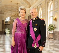 Nieuwe portretten van de Koning en de Koningin in aanloop naar de viering van tien jaar koningschap op 21 juli. Foto by Michel Gronemberger - monarchie.be 