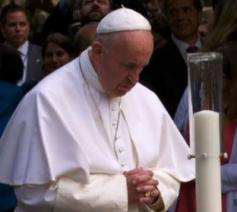 Paus Franciscus tijdens de gebedsdienst op Ground Zero©RadVat/TimelinePhoto