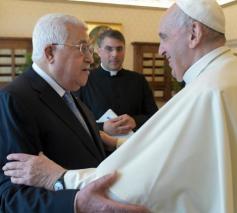 President Mahmud Abbas ontmoet paus Franciscus © Vatican Media
