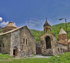 Het klooster van Dadivank, dat werd gebouwd tussen de 9e en 13e eeuw, © Wikipedia