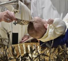 Doop in de Sixtijnse Kapel © Vatican Media