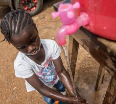 Goede hygiëne is essentieel © Tommy Trenchard/Caritas Congo