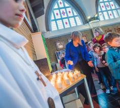 Lichtprocessie op Onze-Lieve-Vrouw Lichtmis.  © Frank Bahnmüller