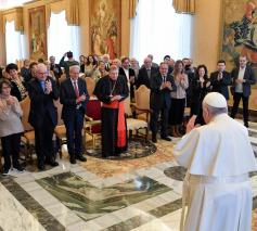 Paus met leden van de ‘Amitié Judéo-Chrétienne de France’ © Vatican Media
