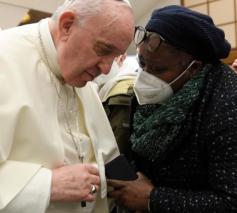 Paus Franciscus pleit in zijn boodschap voor Mediazondag 2023 voor het 'spreken met het hart' © Vatican Media