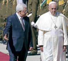 De paus en de Palestijnse president tijdens zijn bezoek aan Bethlehem © SIR