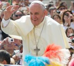 Een miljoen mensen volgen pausberichten in het Latijn op Twitter.  © @pontifex_nl
