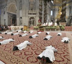 Priesterwijding met paus Franciscus © Vatican Media