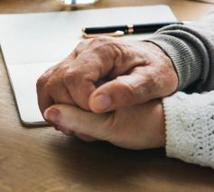 Hoe ondersteun je dementerenden? © Freepik