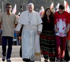 Paus Franciscus schrijft een brief aan de jeugd © Vatican Media