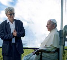 Wim Wenders bij paus Franciscus © Wim Wenders/Vatican Media