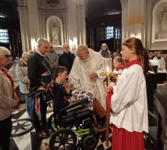 Ziekenzalving in de basiliek 