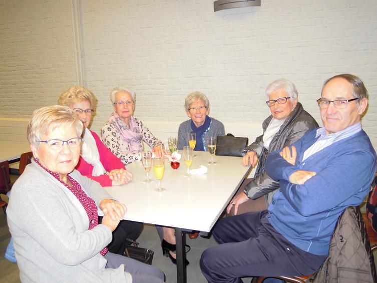 KWB  DIEPENBEEK  HEFT  HET  GLAS  OP  HET  NIEUWE  JAAR 