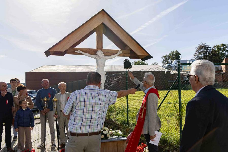 Inwijding 14de kruis ommegang © M.R.