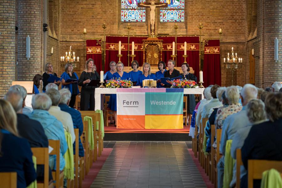 Het koor Voix-si Voix-la  © Studiokto