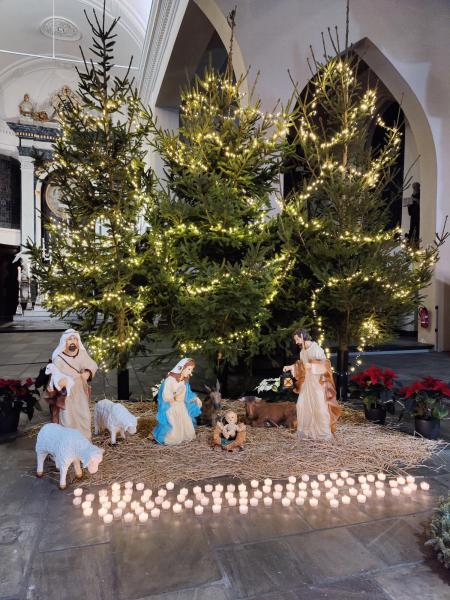 Kribbe in de Sint-Aldegondiskerk te Zwevezele 