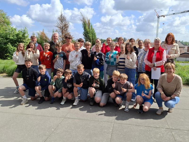 Vormelingen groep Hoeselt-centrum © M. Schilperoord