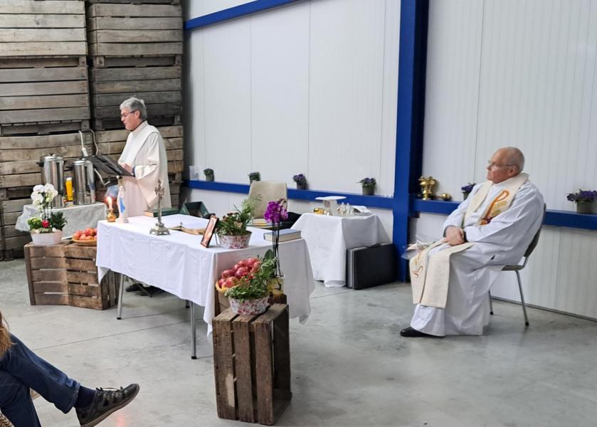 Terugblik “vruchten der aarde” viering in Halle 