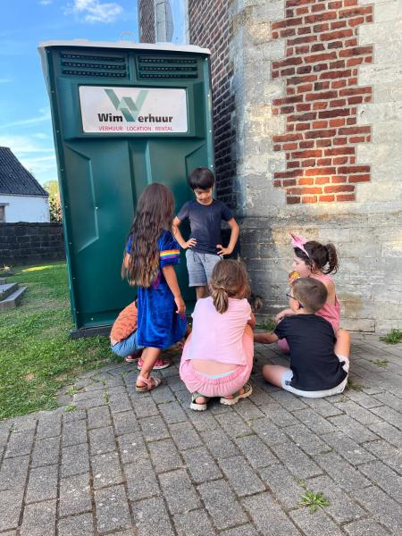 Kinderbabbel buiten © Buurtcomité Willebringen