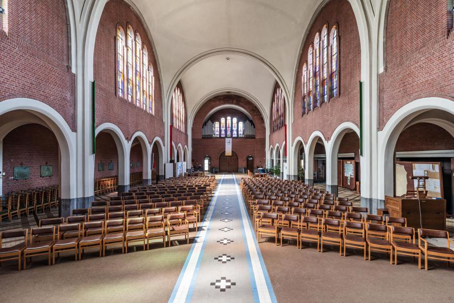 OLV Middelares binnenzicht van altara naar achter toe © Jochen Verghote – LUCID