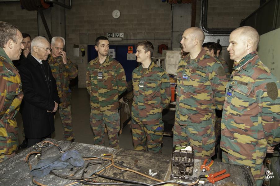 Bezoek aan de kazerne Generaal Baron Duquoy te Doornik © Johan Van Den Eeckhout