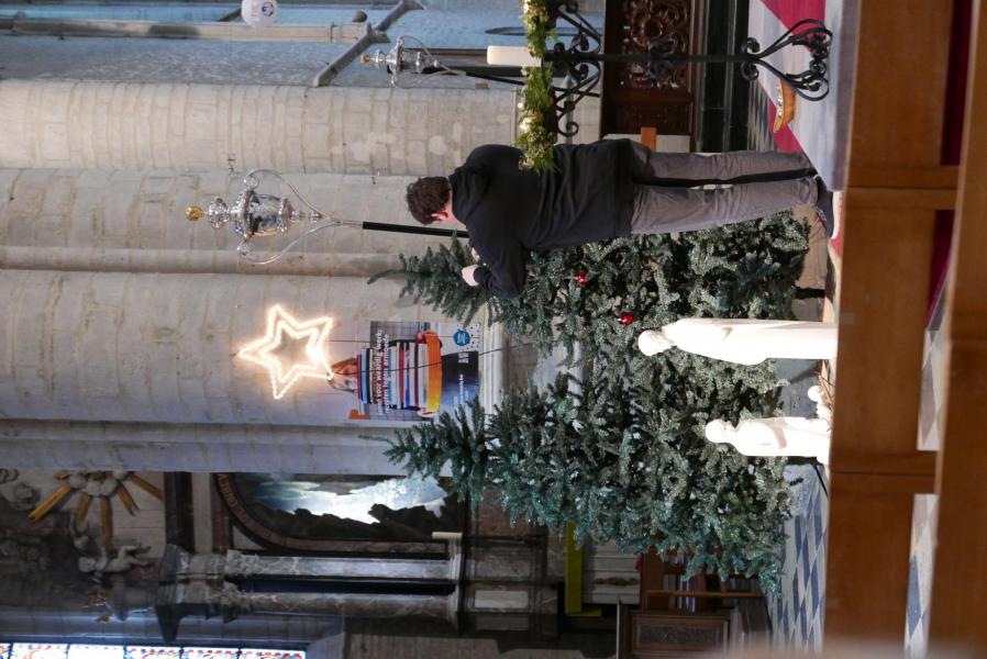 Onze intenties hangen we in de kerstboom @ Leen 