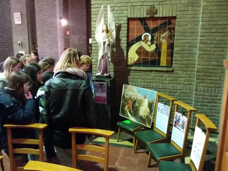 De Rozenkransschool viert Pasen © GV