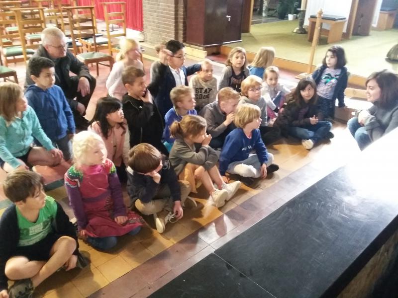 De Rozenkransschool viert Pasen © GV