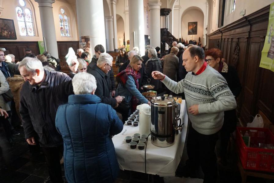 fanfare en koffiestop 