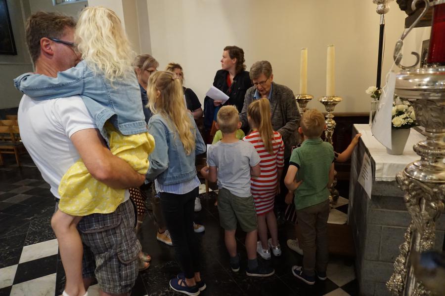 kerkentocht © parochie Onze-Lieve-Vrouw Lichtaart