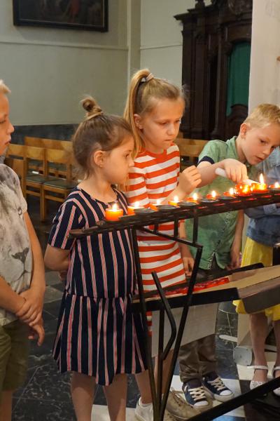 kerkentocht © parochie Onze-Lieve-Vrouw Lichtaart