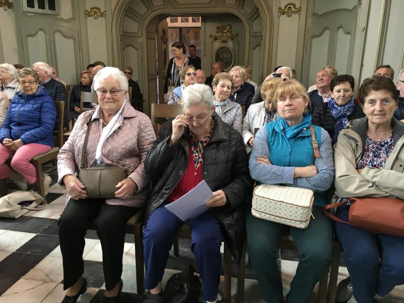 Okra Desselgem op bedevaart naar kapel Izenberge © Roos Valcke