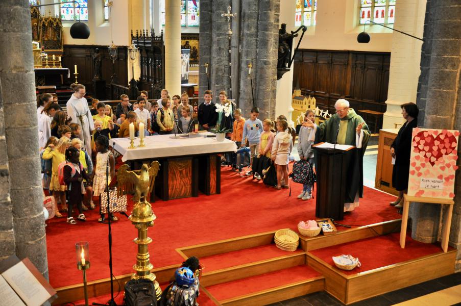 Zomergem 22.09.2019 Boekentasviering / Kinderwoorddienst  © Paul Van Kerrebrouck