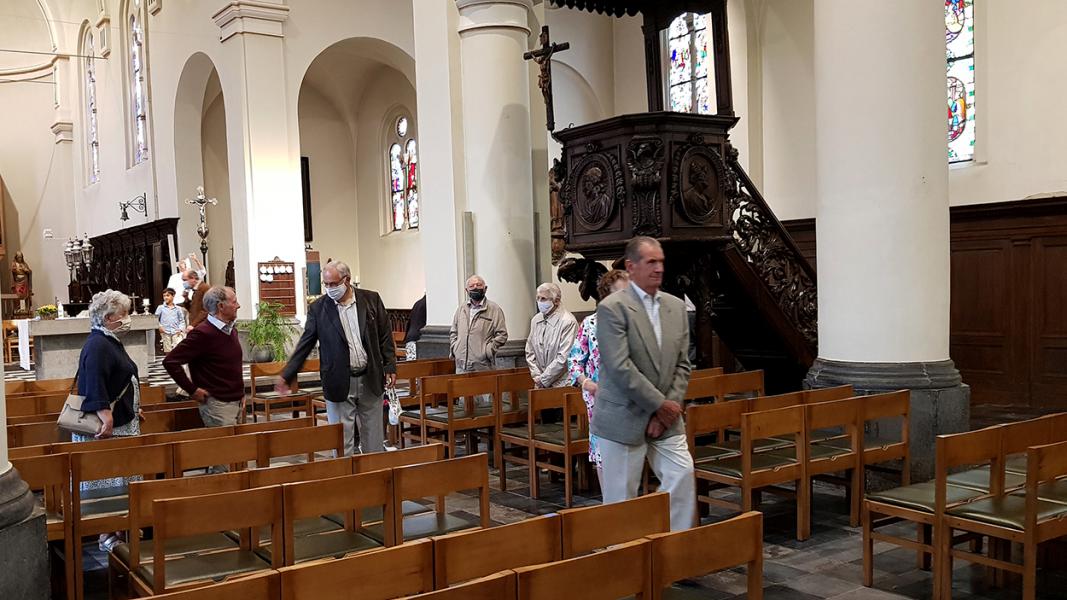 eerste euch na lockdown © parochie Onze-Lieve-Vrouw Lichtaart