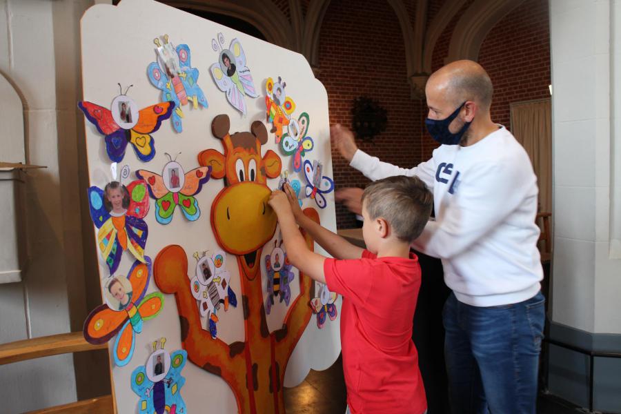 Kerkverkenning van de eerste communicanten © RvH